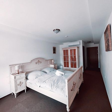 Penzion U Jindry Železnice Kültér fotó