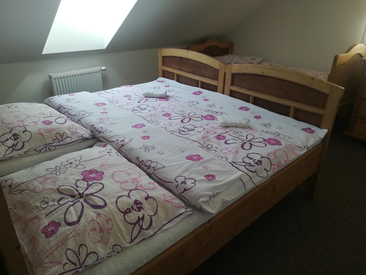 Penzion U Jindry Železnice Kültér fotó